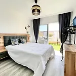 Paulmarie Gigantes Ocean Lounge * Puerto de Santiago (Tenerife)