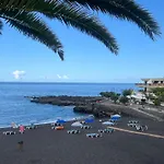 Paulmarie Gigantes Ocean Lounge