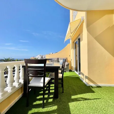 Paulmarie Gigantes Ocean Lounge Apartment *