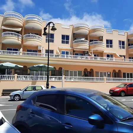 Paulmarie Gigantes Ocean Lounge Puerto de Santiago (Tenerife)