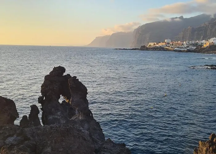 Paulmarie Gigantes Ocean Lounge * Puerto de Santiago (Tenerife)