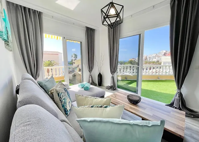 Paulmarie Gigantes Ocean Lounge * Puerto de Santiago (Tenerife)