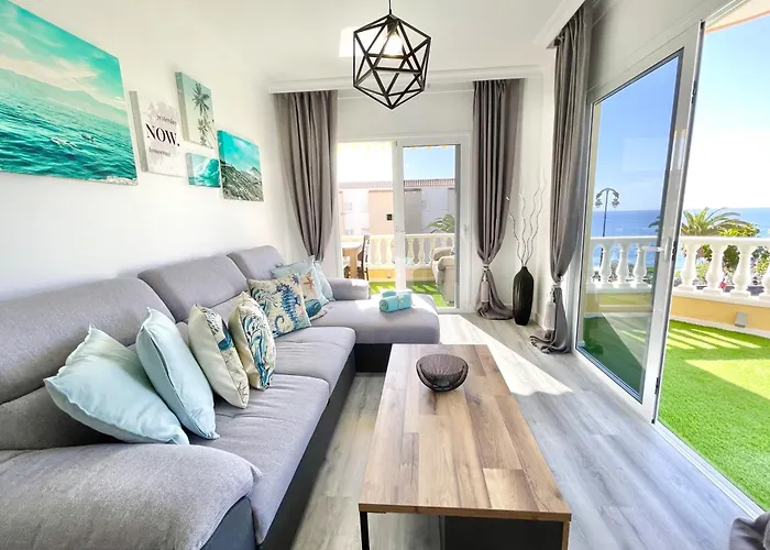 Paulmarie Gigantes Ocean Lounge Puerto de Santiago (Tenerife)